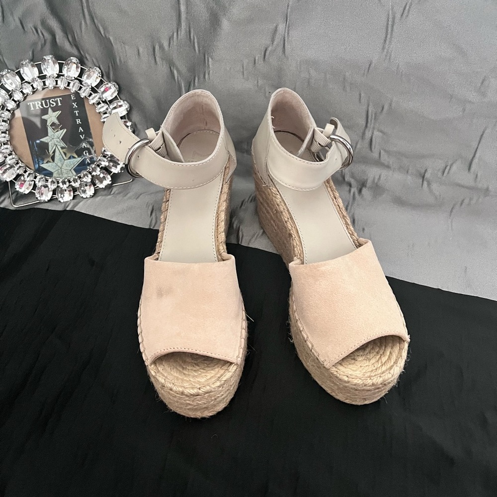 Marc Fisher Womens Alida Braided Beige Wedge Heels Espadrille Sandals Size 7.5